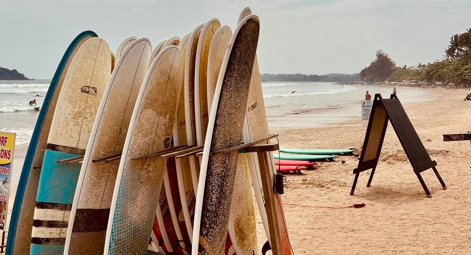 Surfles in Sri Lanka Surfles in Sri Lanka